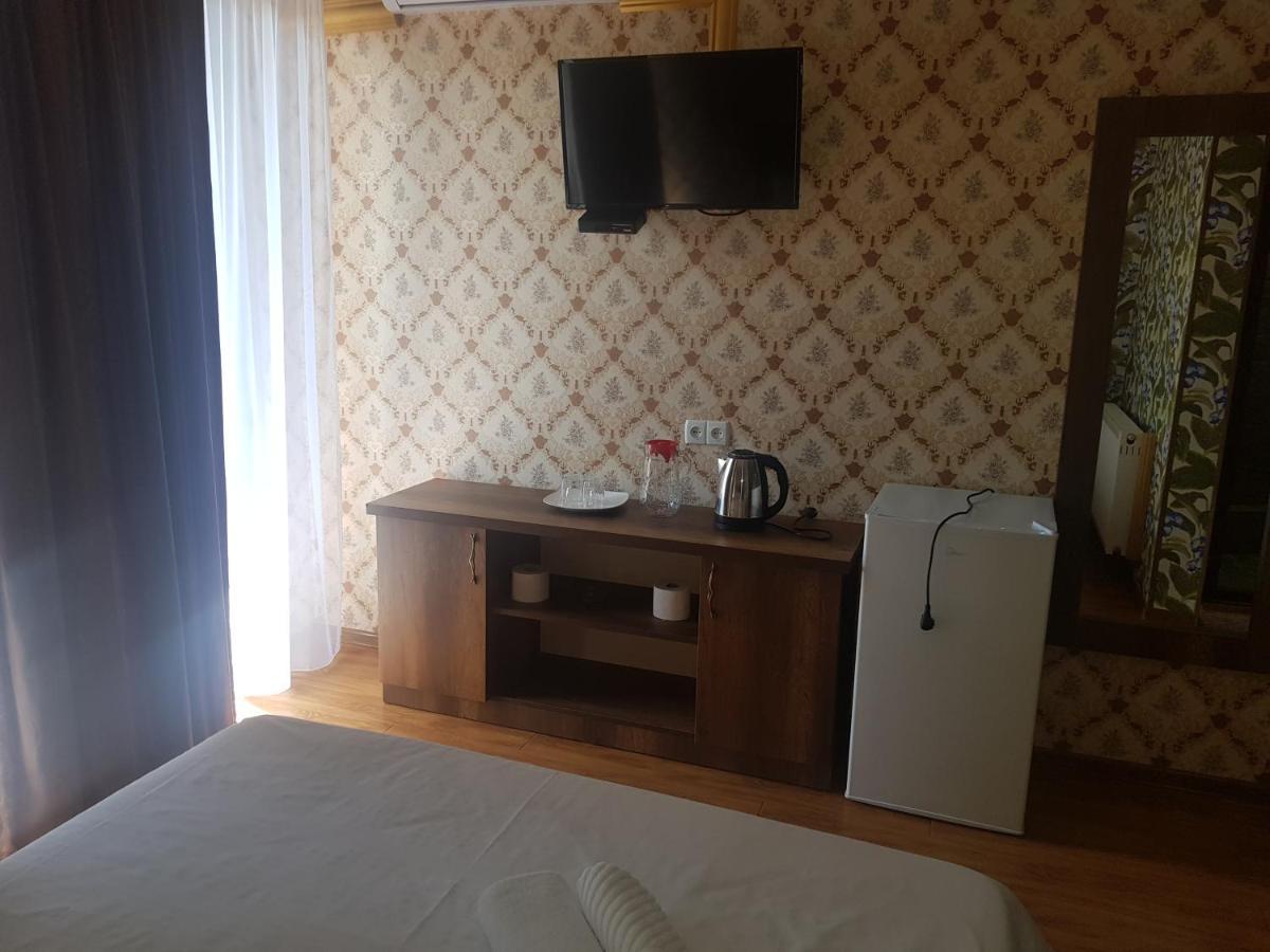 Hotel Lu-Ma Tbilisi Ngoại thất bức ảnh